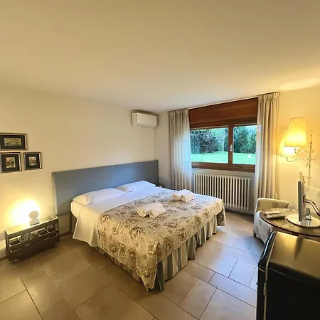 Welcome Traveller Leda Garda (Verona)