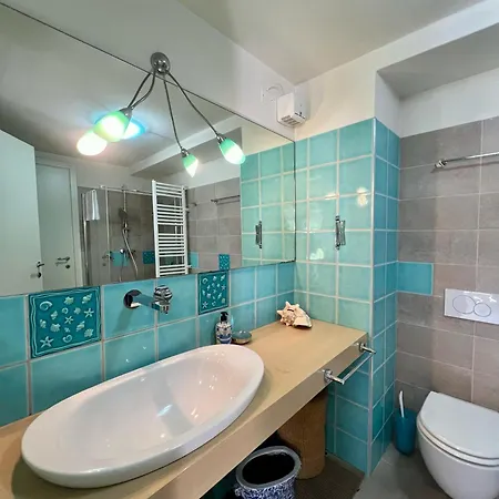 Welcome Traveller Leda