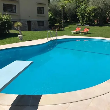 Welcome Traveller Leda