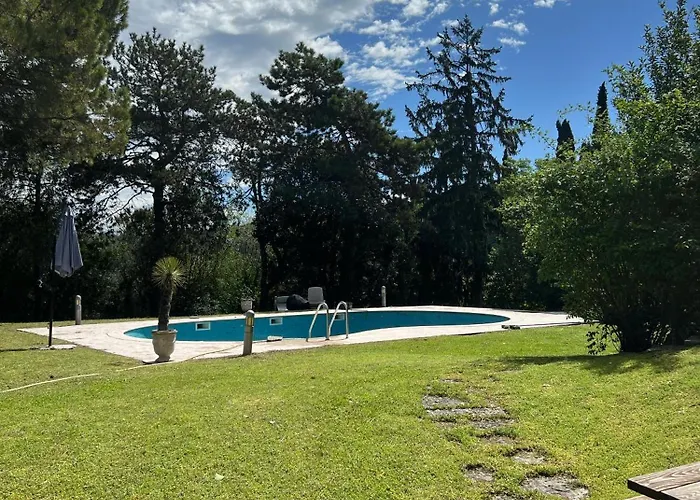 Welcome Traveller Leda בית הארחה 3*