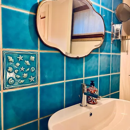 Welcome Traveller Leda